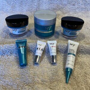 No. 7 Protect & Perfect Advanced skin care set